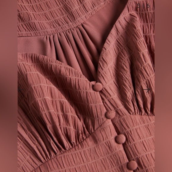 Ted Baker Angeia Textured Crepe Button Front MIDI Dress Medium Pink Size Medium - Picture 7 of 8